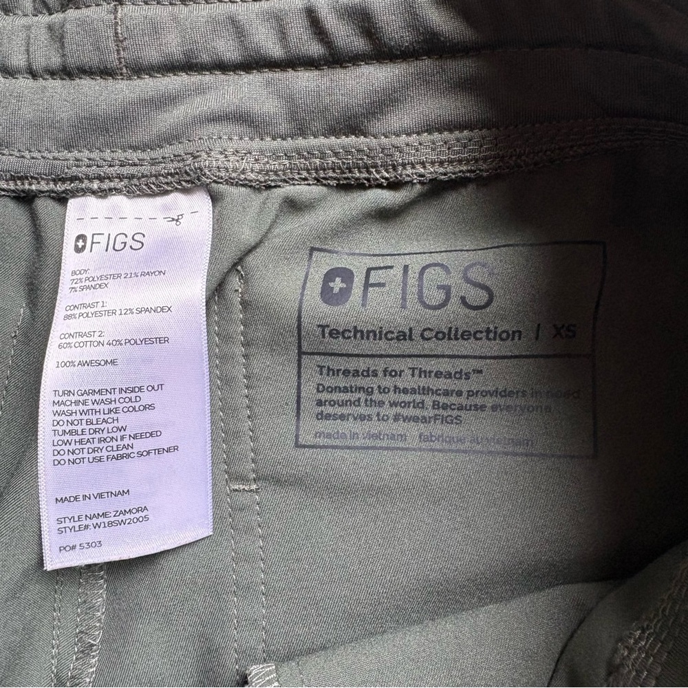 Figs Joggers - Picture 3 of 3